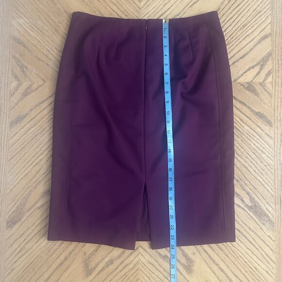 White House Black Market Perfect Form Purple Stretch Pencil Skirt Lined Size 10 - Picture 6 of 11